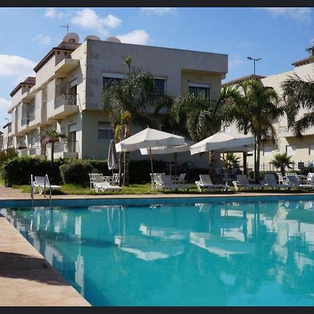 Appartement Meuble Residence Fermee Avec Piscine Sidi Rahal  Exteriér fotografie